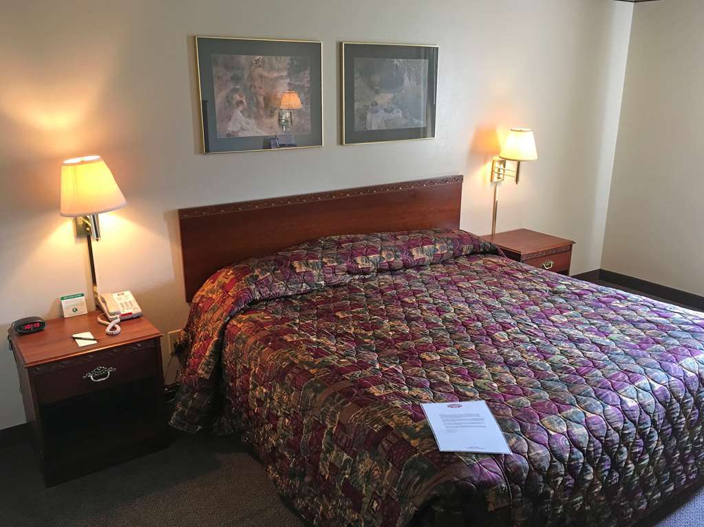 Country Hearth Inn & Suites Willard Rom bilde